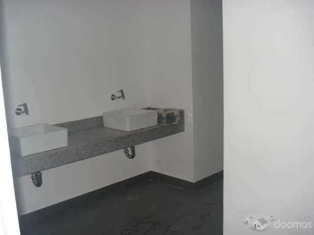Alquiler de oficina en moderno edificio empresarial "El Reducto" — foto 13