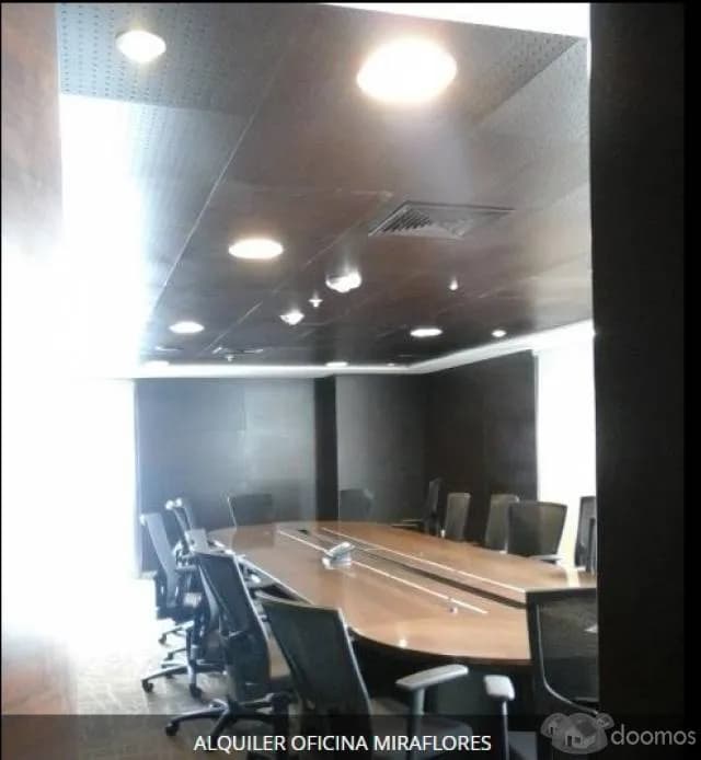 Alquiler de oficina en moderno edificio empresarial "El Reducto" — foto 6