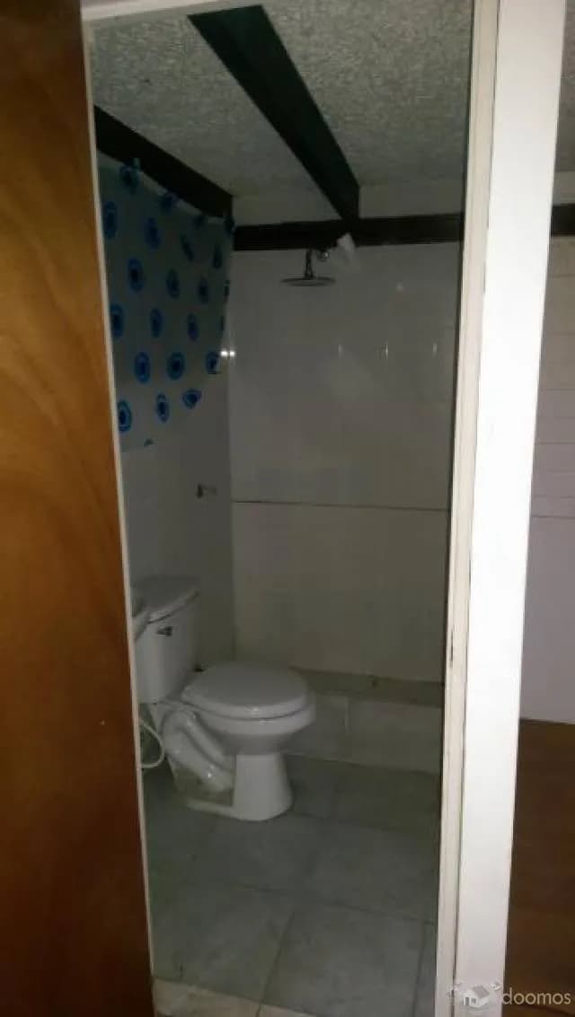 Alquilo Mini-departamento 5to piso caminos del inca — foto 6