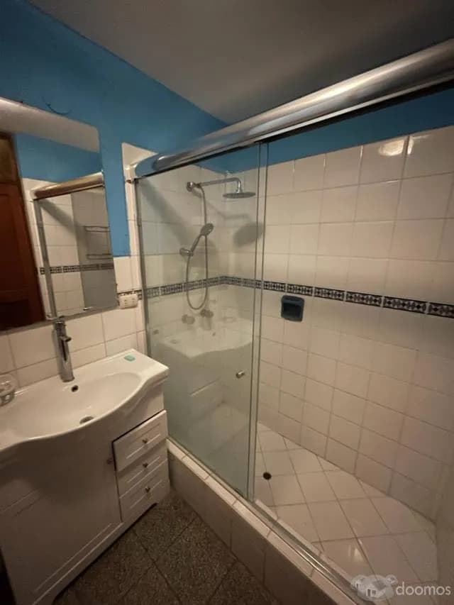 ALQUILO AMPLIO DEPARTAMENTO EN ZONA CÉNTRICA RESIDENCIAL DE CHORRILLOS — foto 8