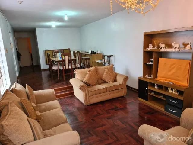Casa de 2 pisos y terraza — foto 4