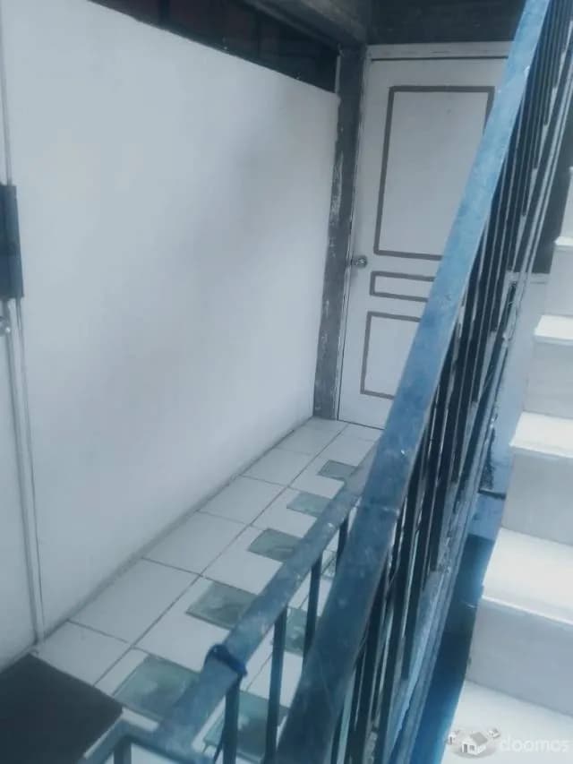 SE REMATA EDIFICIO 6 PISOS - OCASIÓN POR VIAJE  - $200000 — foto 1