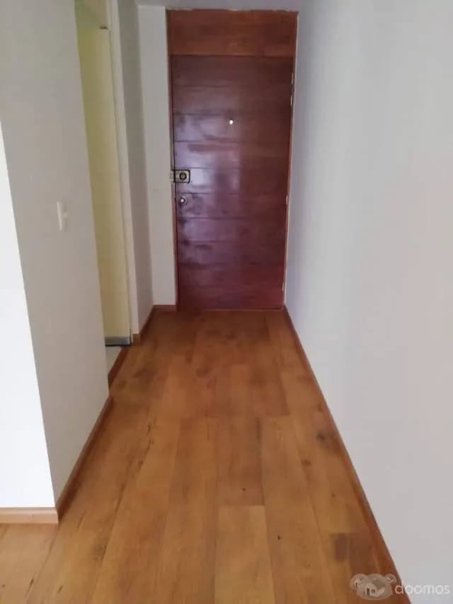 VENDO LINDO DEPARTAMENTO EN PRIMER PISO CON COCHERA — foto 2