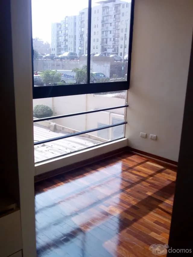 ALQUILO LINDO DEPARTAMENTO 2DO PISO- ASCENSOR — foto 8