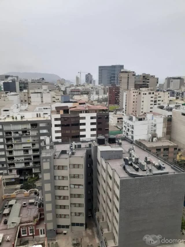 VENDO LINDO DEPARTAMENTO EN EL CORAZÓN DE MIRAFLORES — foto 4
