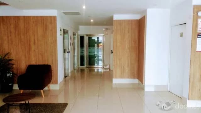 ALQUILO EXCELENTE OFICINA EN MIRAFLORES — foto 7