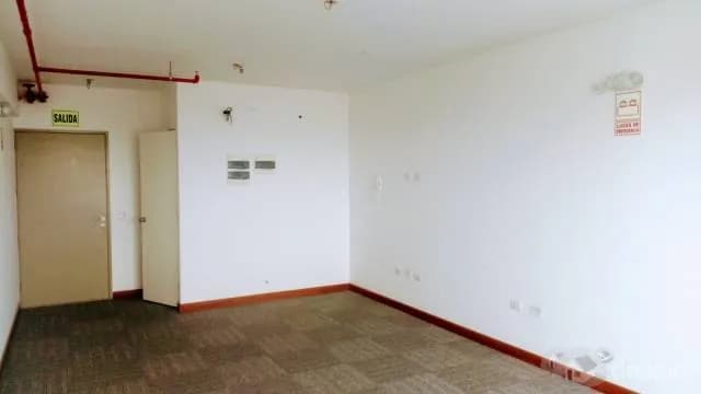 ALQUILO EXCELENTE OFICINA EN MIRAFLORES — foto 11