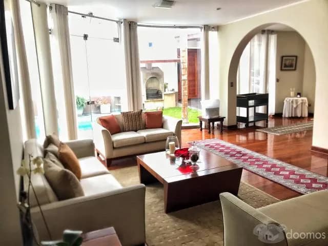 PRECIO OCASIÓN! - Vendo Hermosa casa en La Molina — foto 2