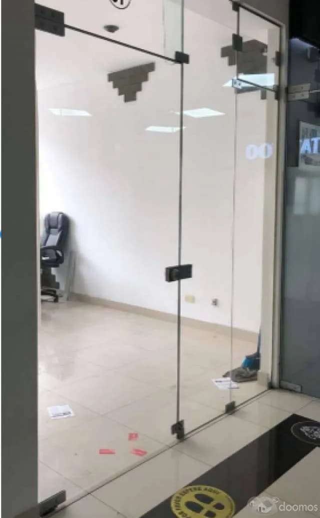 VENDO TIENDA EN MIRAFLORES — foto 3