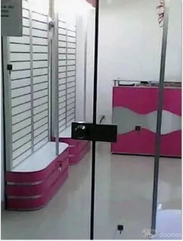 VENDO TIENDA EN MIRAFLORES — foto 5