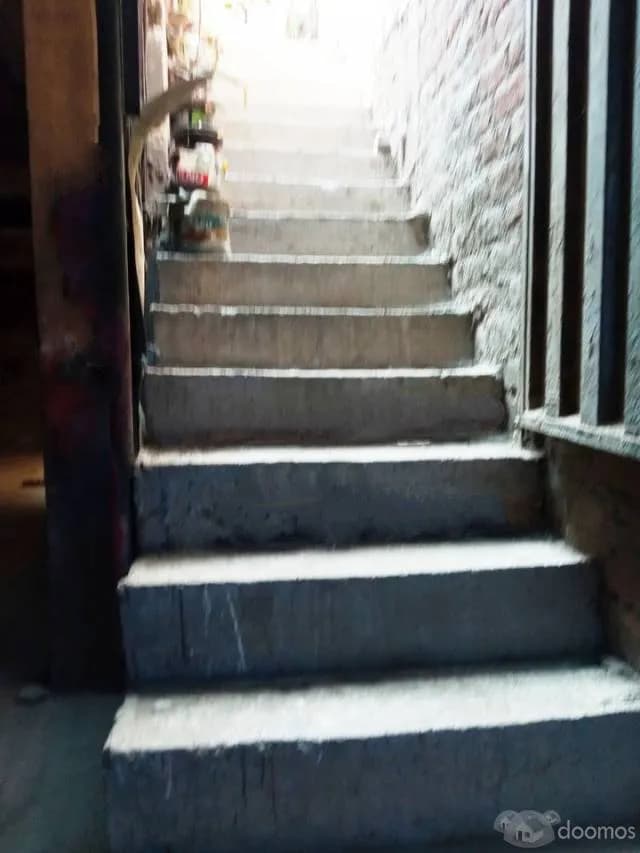 Venta de casa con plano + título de propiedad en el distrito de Mi Perú — foto 3
