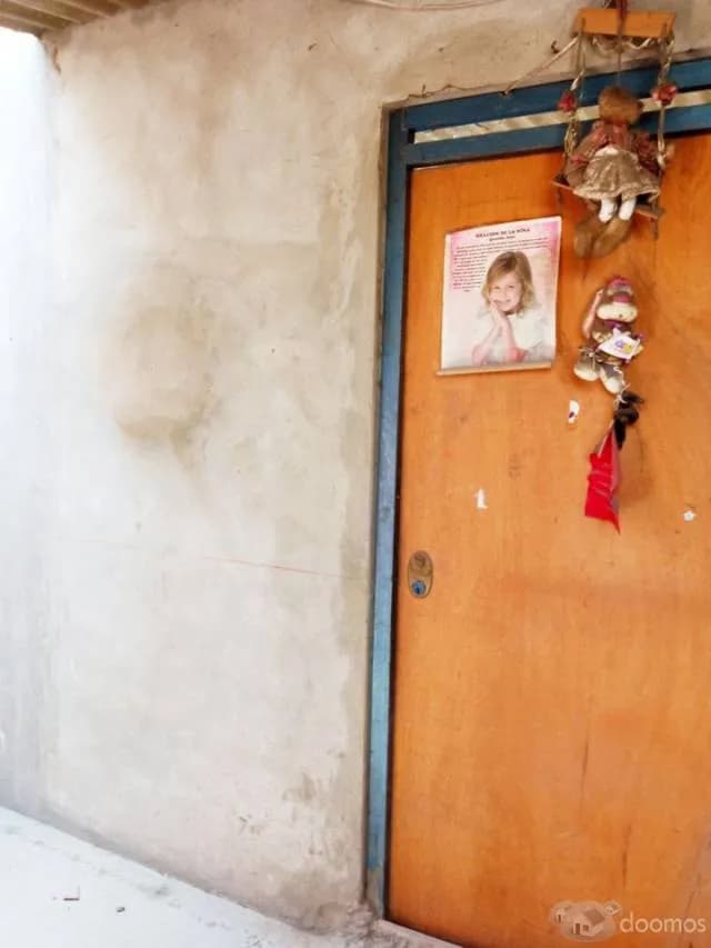 Venta de casa con plano + título de propiedad en el distrito de Mi Perú — foto 6