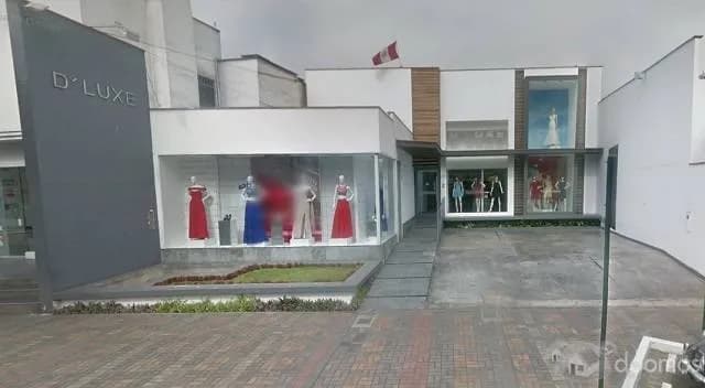 EXCELENTE UBICACION DE LOCAL COMERCIAL EN AV.  DE SAN ISIDRO — foto 2