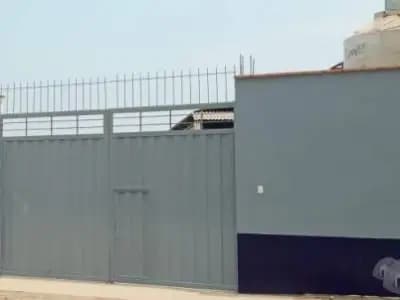 ALQUILER DE LOCAL PARA TALLER/ALMACEN 1250 Mts COMAS