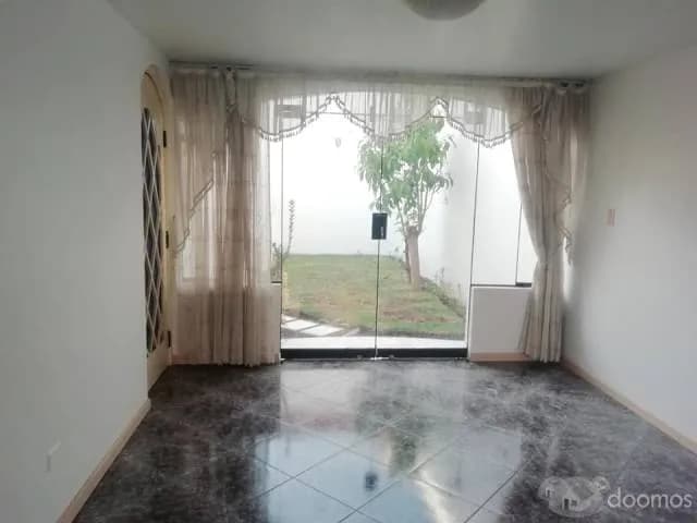 En venta bonita casa en el distrito de Yanahuara — foto 3