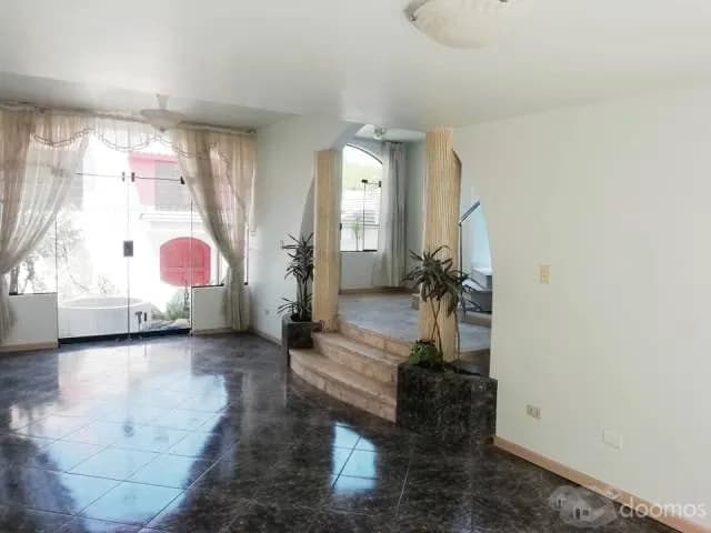 En venta bonita casa en el distrito de Yanahuara — foto 4