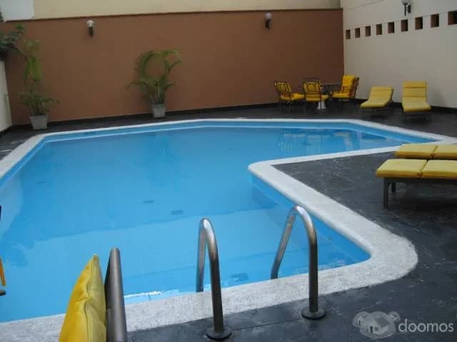 AMPLIO Y ACOGEDOR DPTO CON  AREAS COMUNES PISCINA, FRONTON — foto 1