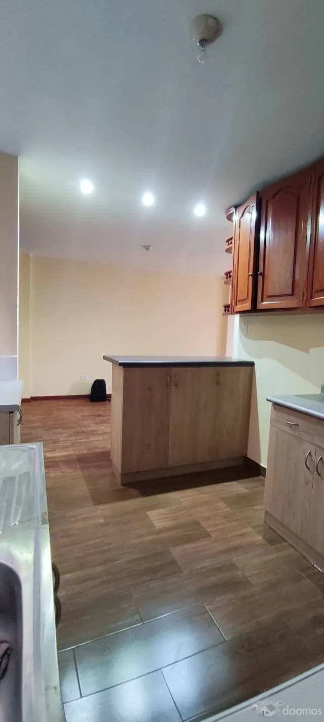 ALQUILO ACOGEDOR DEPARTAMENTO 2DO PISO EN BELLAVISTA CALLAO — foto 2