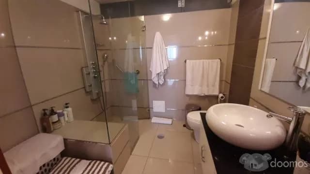 VENDO LINDO DEPARTAMENTO EN SURCO, URB. EL DERBY — foto 6