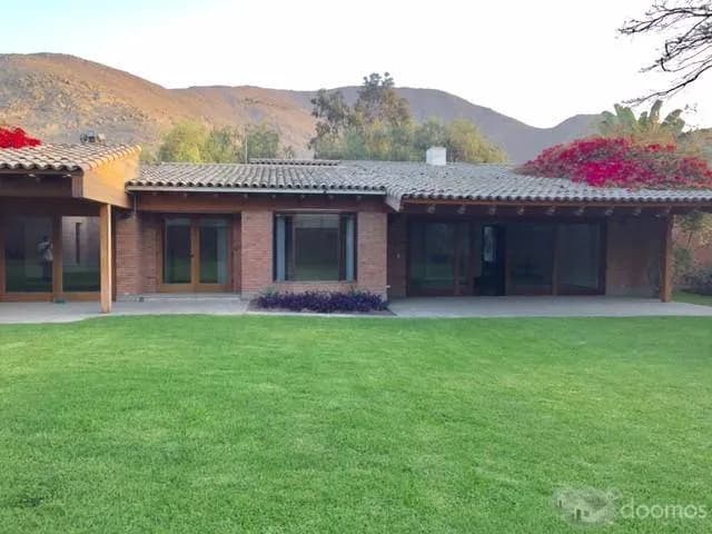 5bedroom, 4.5 single family house in a great location! — foto 1