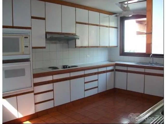 5bedroom, 4.5 single family house in a great location! — foto 2