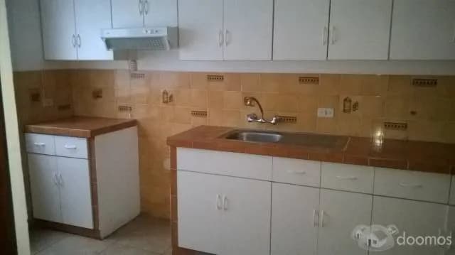 ALQUILO AMPLIO DEPARTAMENTO DE 3 DORMITORIOS EN SAN BORJA — foto 2