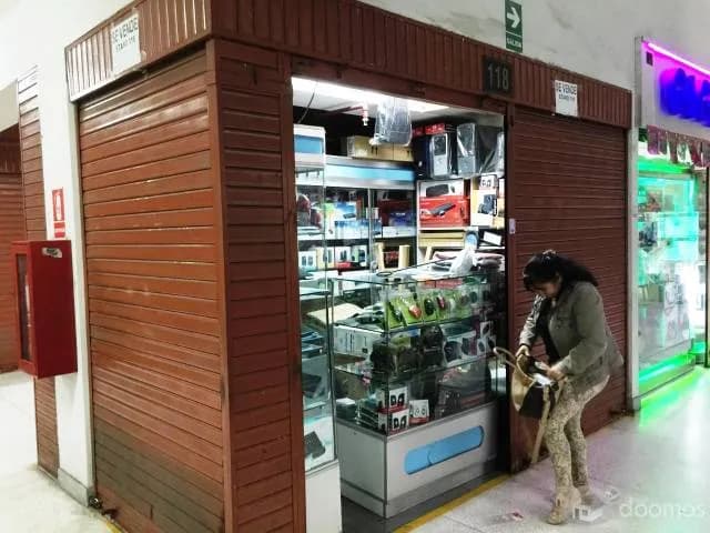 Local comercial en Galería Maxiplaza — foto 4