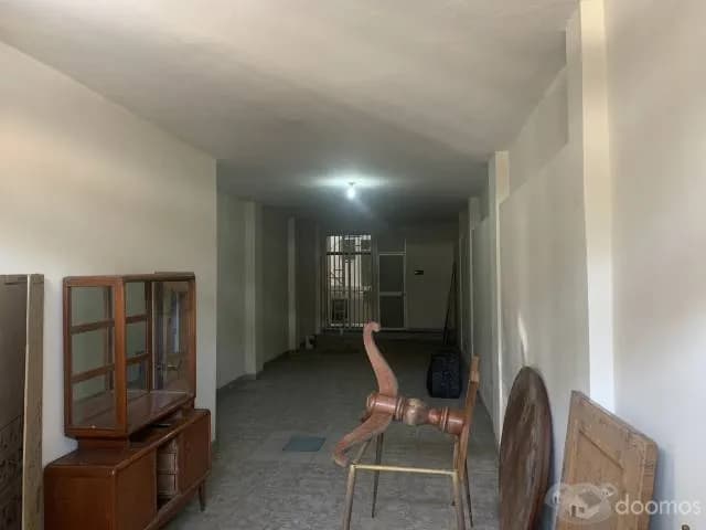 Se alquila primer piso con cochera y minidepartamento — foto 3
