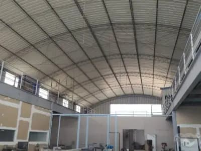 ALQUILO LOCAL INDUSTRIAL PARA ALMACENES O TALLERES