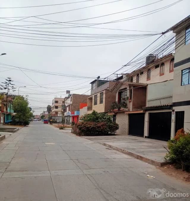 VENTA DE CASA -CON 5 DEPARTAMENTOS COMPLETOS — foto 1