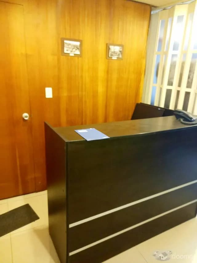 EN VENTA AMPLIA OFICINA EN MIRAFLORES — foto 1