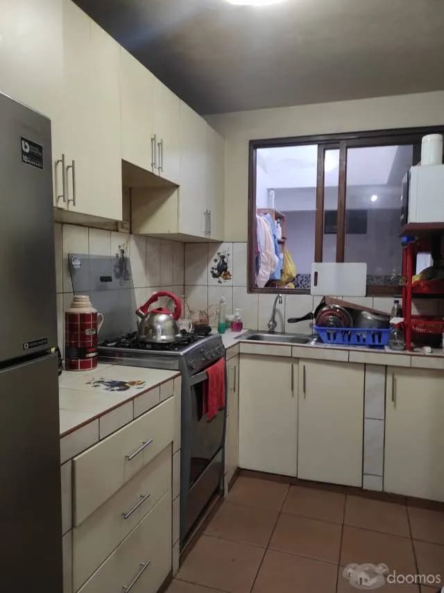 VENTA DE CASA DE 3 PISOS SAN JUAN DE MIRAFLORES — foto 4