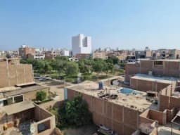 Casa de 5 niveles en buena zona