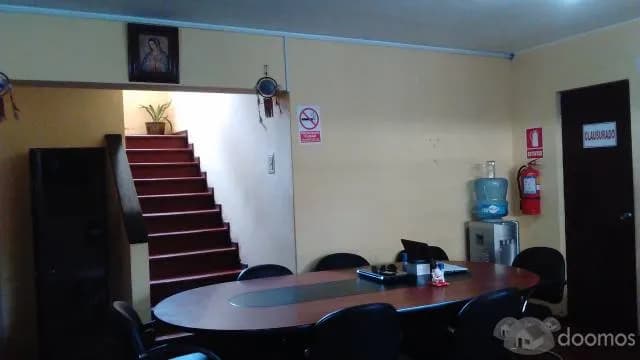 REMATO CASA COMO TERRENO EN SALAMANCA — foto 1