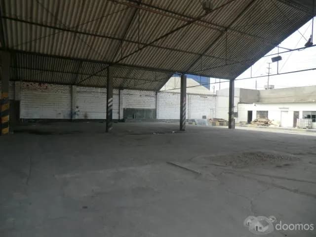 Alquiler Local Industrial Av Talladores - Ate Vitarte — foto 1