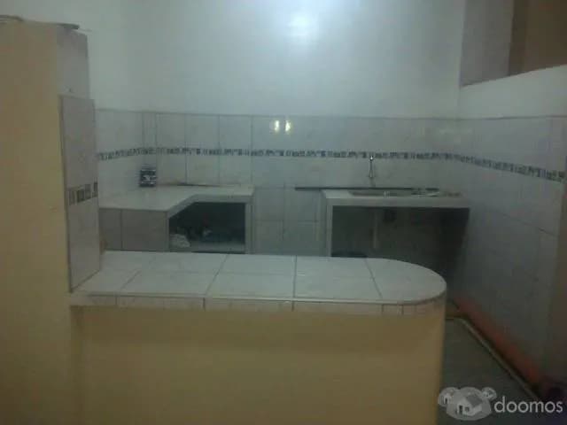 CASA EN VENTA O ALQUILER DE DOS PISOS EN ESTRENO — foto 2