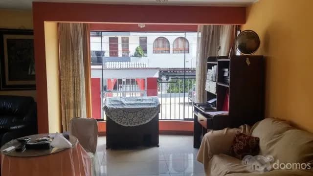 DEPARTAMENTO EN VENTA PRIMER PISO - SAN BORJA CERCA A BOULEVARD — foto 2