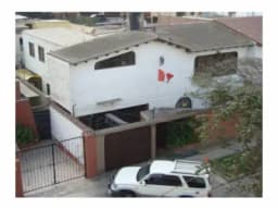 Vendo casa como terreno