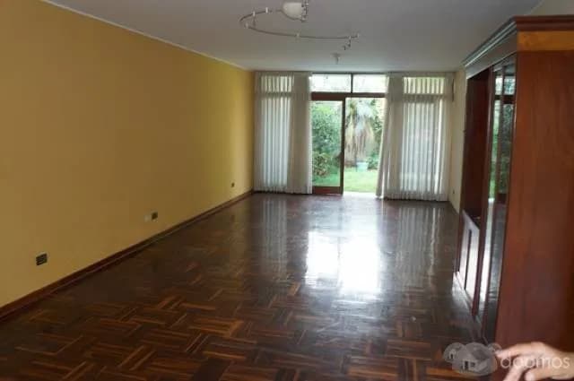 VENDO HERMOSA CASA EN CORPAC — foto 2
