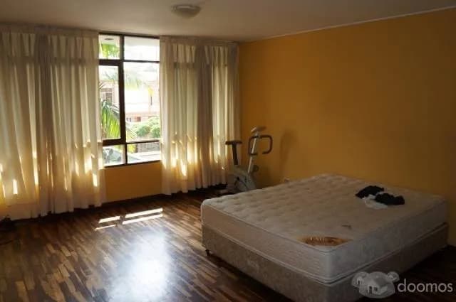 VENDO HERMOSA CASA EN CORPAC — foto 8