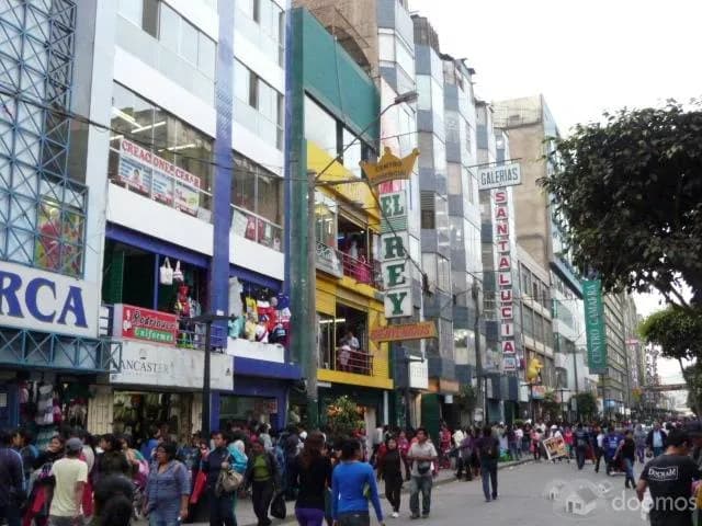 ALQUILO TIENDA EN C.C. EL REY DE GAMARRA — foto 2