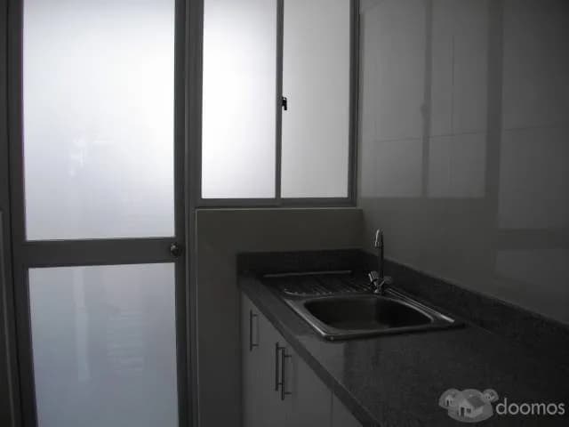 Vendo Departamento en Surco  Frente a extenso Parque — foto 3