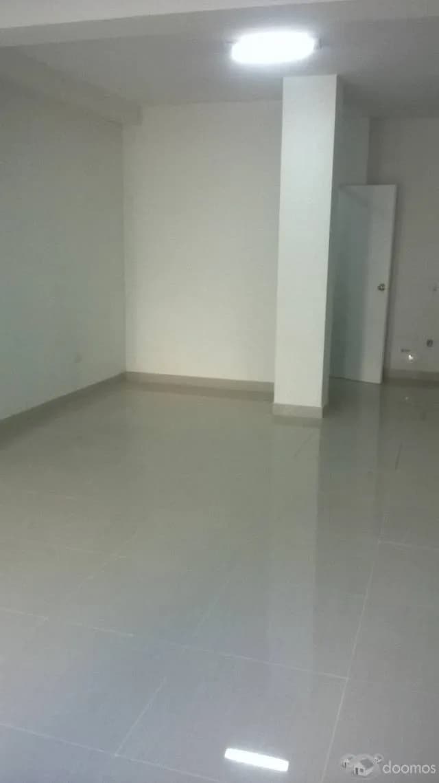 ALQUILO LOCAL CERCA AV. VALLEJO FRENTE A UPAO — foto 3