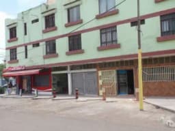 Local en Avenida America Sur con Sairi Tupac (Urb. Santa Maria)