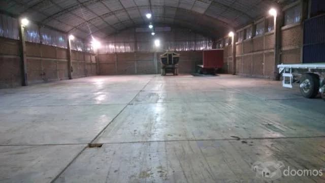 ALQUILO LOCAL COMERCIAL/INDUSTRIAL CON ALMACEN Y OFICINAS — foto 5