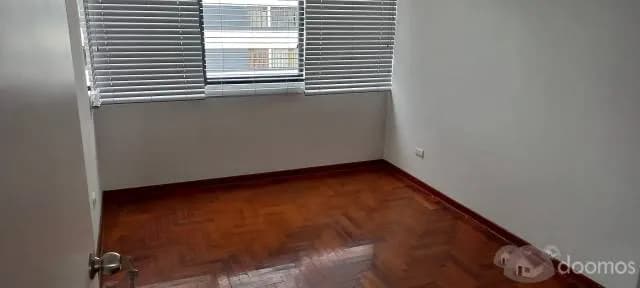 Vendo Departamento Duplex, 28 de Julio Miraflores — foto 11