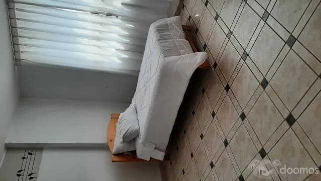 ALQUILO HABITACIONES PARA ESTUDIANTES DE UCAL — foto 1