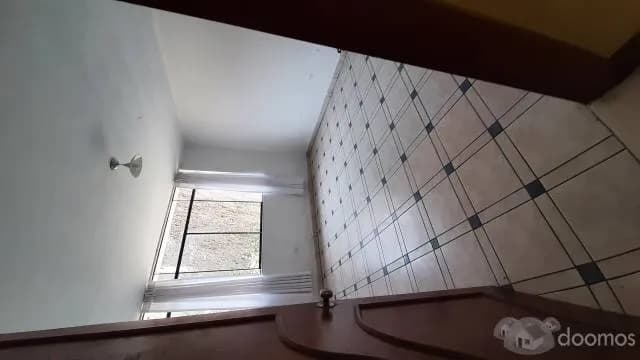ALQUILO HABITACIONES PARA ESTUDIANTES DE UCAL — foto 2