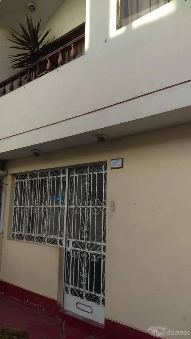VENDO CASA 2 PISOS SAN JUAN DE MIRAFLORES — foto 1