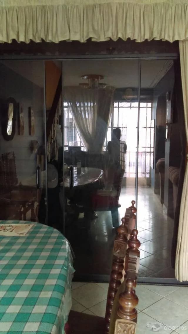 VENDO CASA 2 PISOS SAN JUAN DE MIRAFLORES — foto 2